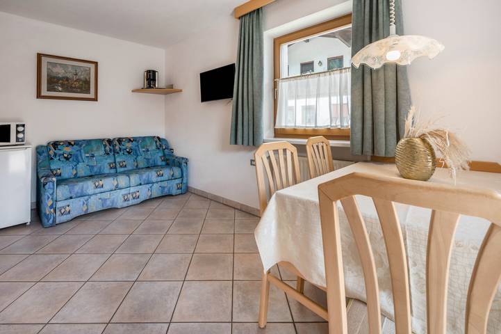 Ferienwohnung für 4 Personen, mit Balkon und Garten in Ahrntal