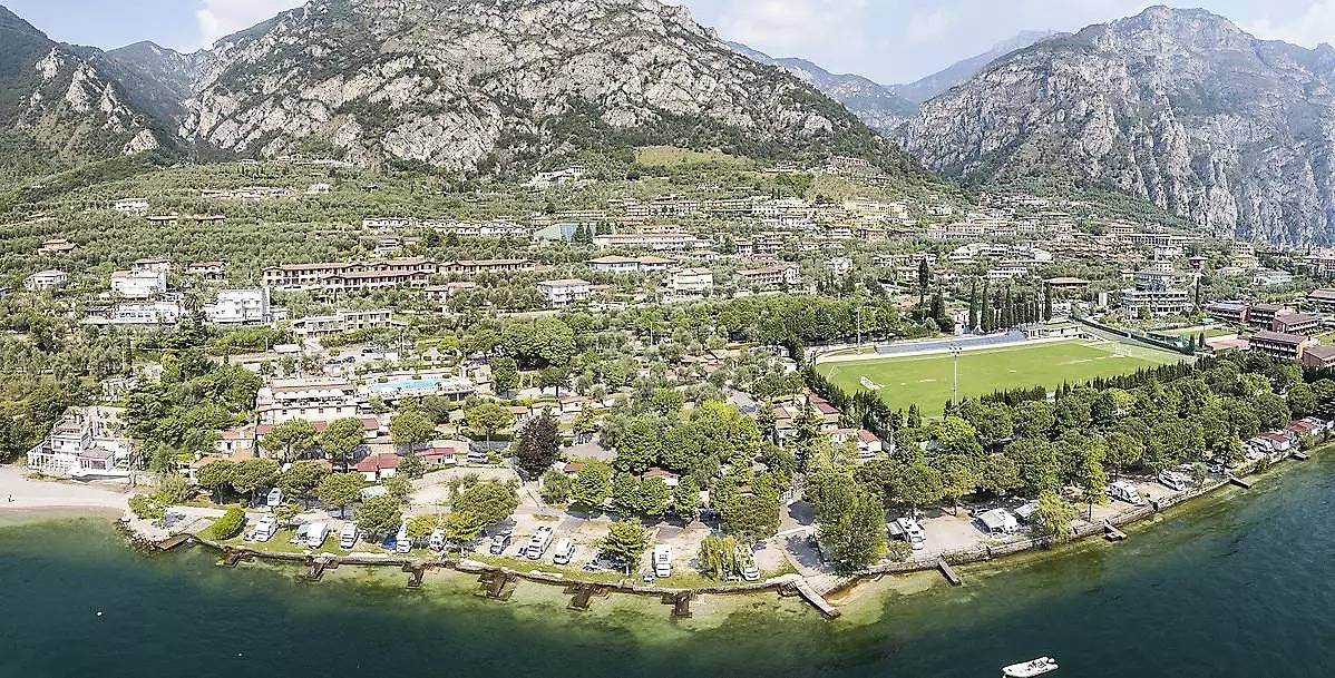 Mobilhome Platinum 5 people in Limone sul Garda, Garda-Fjellene