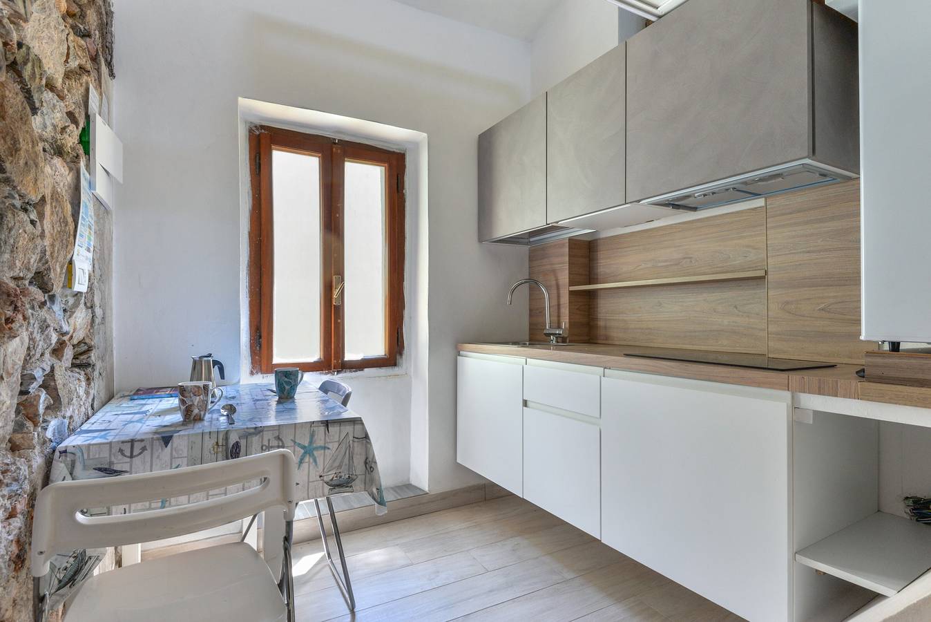 Monolocale intero, Monolocale 'Loft Maestrale' con Wi-Fi e aria condizionata in Rio Marina, Riotorto