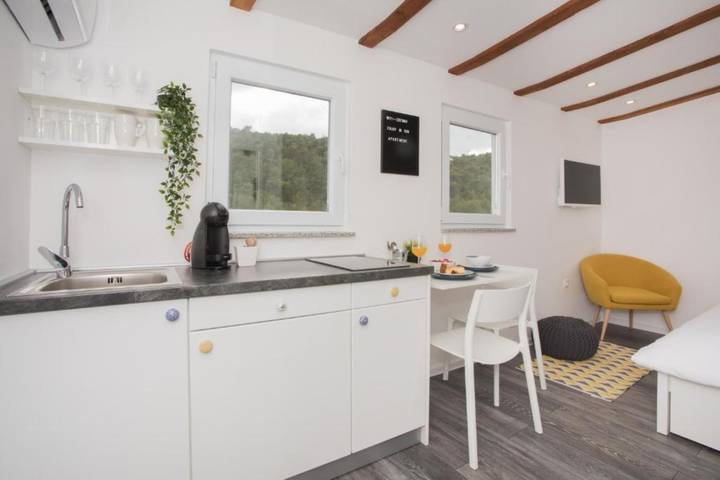 Studio für 2 Personen, mit Terrasse und Seeblick - 1