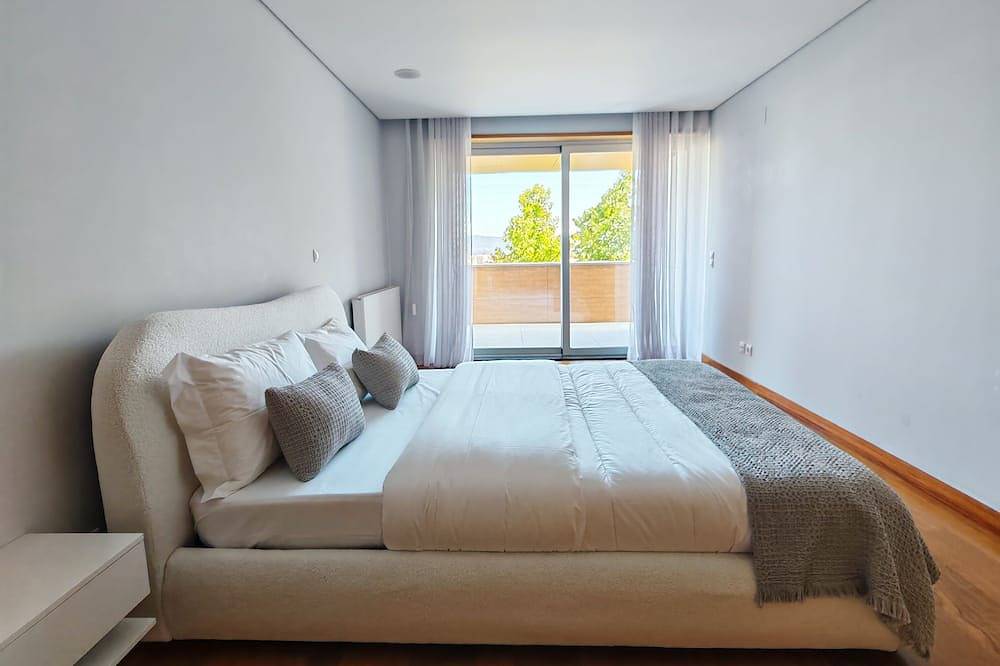 5 minutes from the city center. 4 bedroom house Ideal for families and/or groups in Viana do Castelo, Vale do Lima