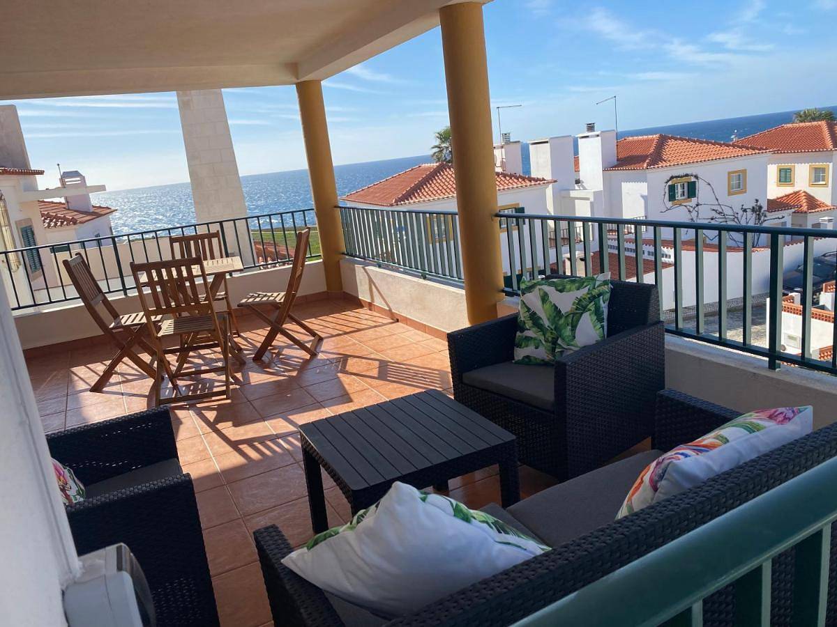 Four-Bedroom House in Porto Covo, Costa Alentejana