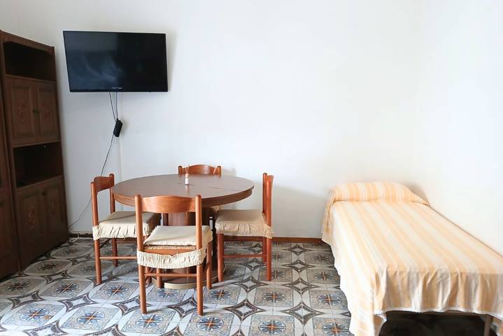Ganze Wohnung, Ferienwohnung für 4 Personen mit Balkon/Terrasse in Igea Marina, Bellaria-Igea Marina