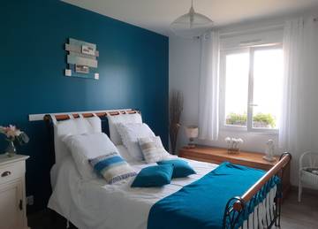 Gîte pour 8 personnes, avec piscine ainsi que terrasse et jardin dans Indre