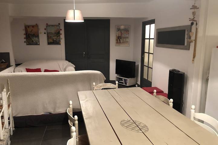 Location de vacances pour 8 personnes, avec terrasse à Louvie-Juzon - 2