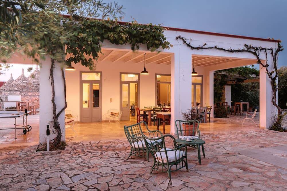 Grosszügige villa mit pool in Apulien in San Bartolomeo (Bari), Monopoli