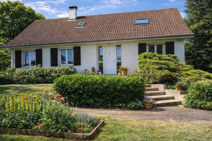 Chambre d’hôte pour 4 personnes, avec jardin dans Parc naturel régional de Lorraine