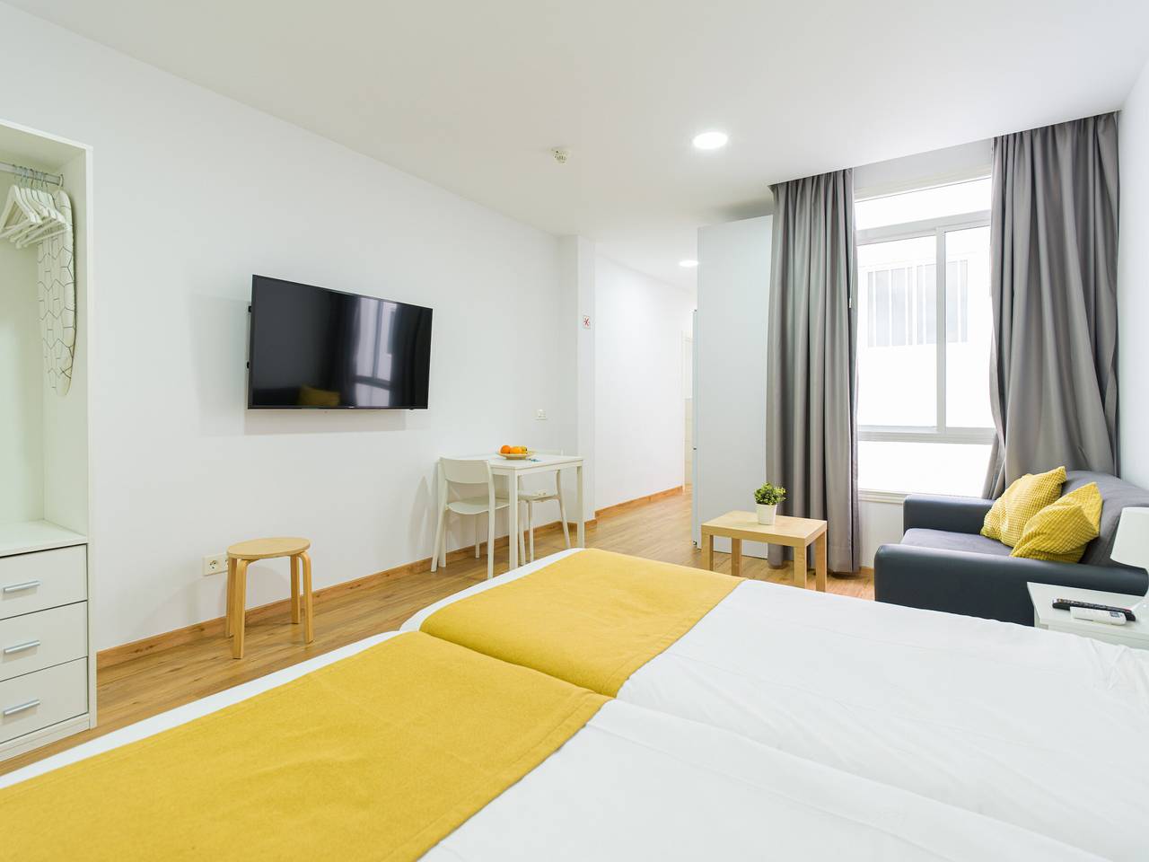 Estudio entero, Estudio acogedor cerca de la playa Las Canteras, Wifi incluido in Las Palmas de Gran Canaria Centre, Las Palmas de Gran Canaria