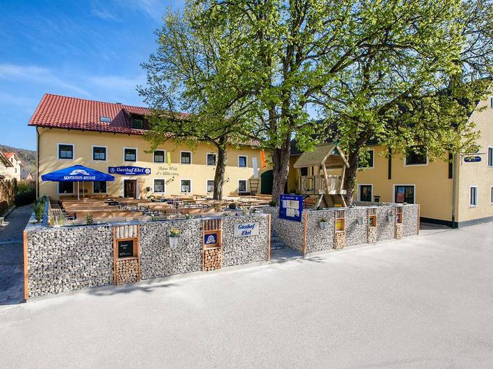 Gästehaus für 2 Personen, mit Balkon/Terrasse und Terrasse sowie Garten