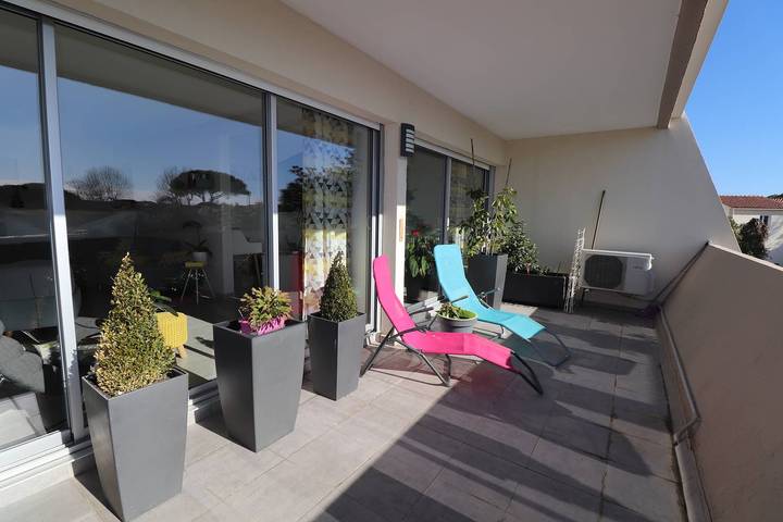 Appartement de vacances pour 6 personnes, avec piscine