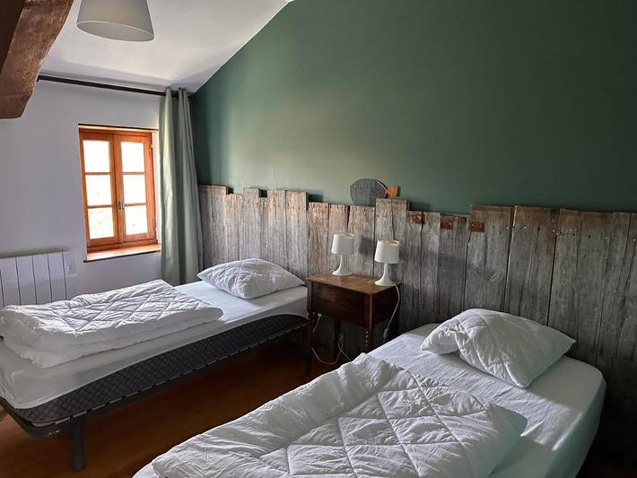 Location de vacances pour 9 personnes, avec jardin à Arçais - 3