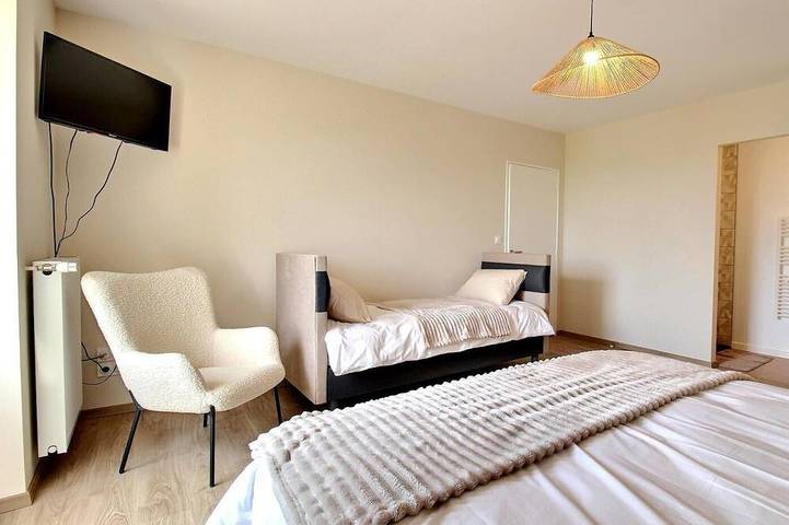 Location de vacances pour 14 personnes, avec jardin et terrasse à Glénac - 4
