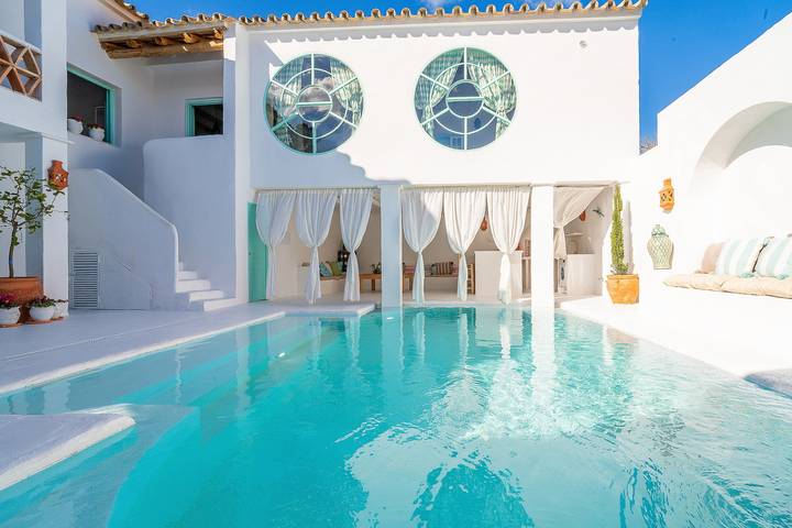 Casa rural para 17 personas, con Jacuzzi en La Puebla de los Infantes