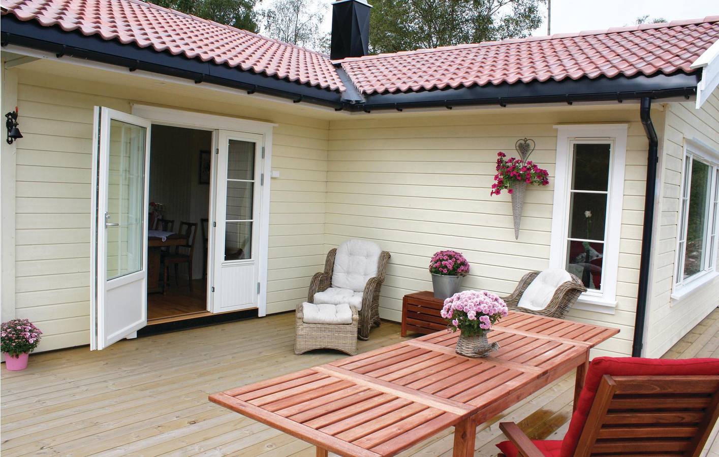 Feriehus for 7 personer med terrasse in Lyngdal