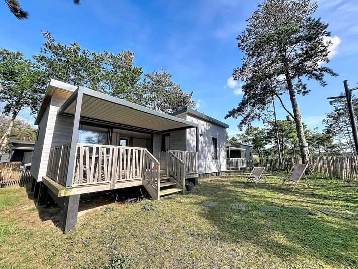 Chalet pour 6 personnes, avec terrasse ainsi que piscine et jardin - 1