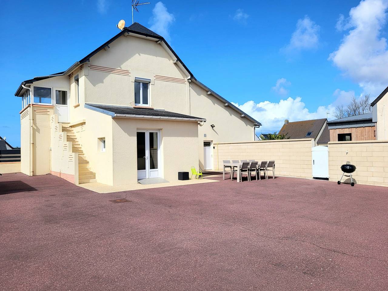 Casa Vacacional 'Les Antilles, Maison De Bord De Mer' con Terraza Privada y Wi-Fi in Pirou, Coutances y alrededores