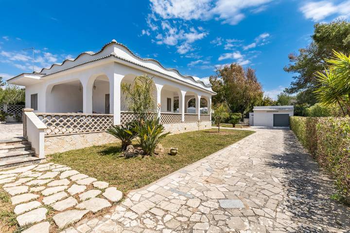 B&b per 9 persone a Maruggio
