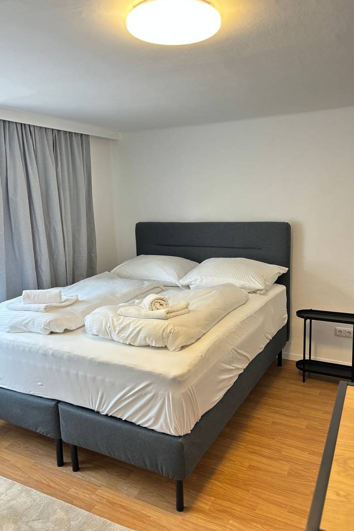 Ganze Wohnung, Studio in zentraler Lage - nur wenige Minuten zum See und Stadt in Gmunden, Bezirk Gmunden