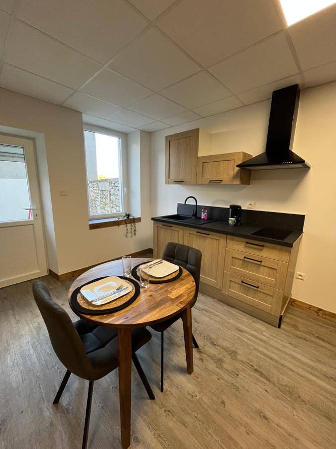 Gîte pour 2 personnes, avec terrasse, animaux acceptés à Digoin - 3