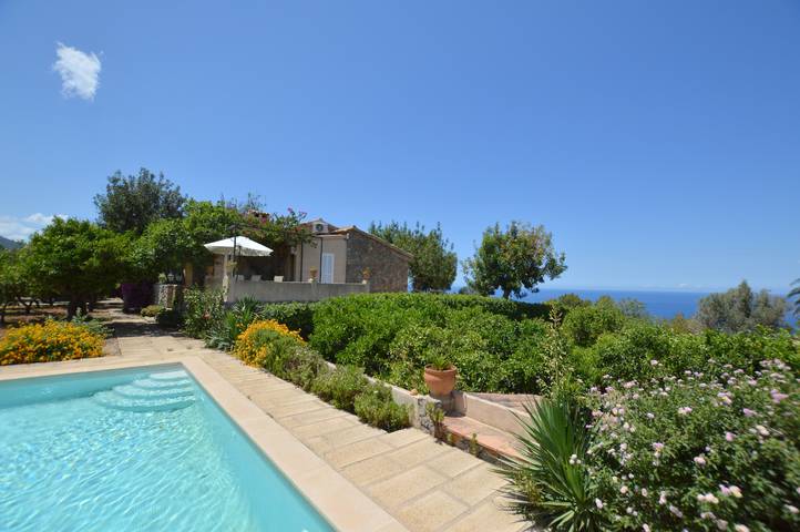 Luxus-Finca für 6 Personen, mit Terrasse und Garten in Sóller