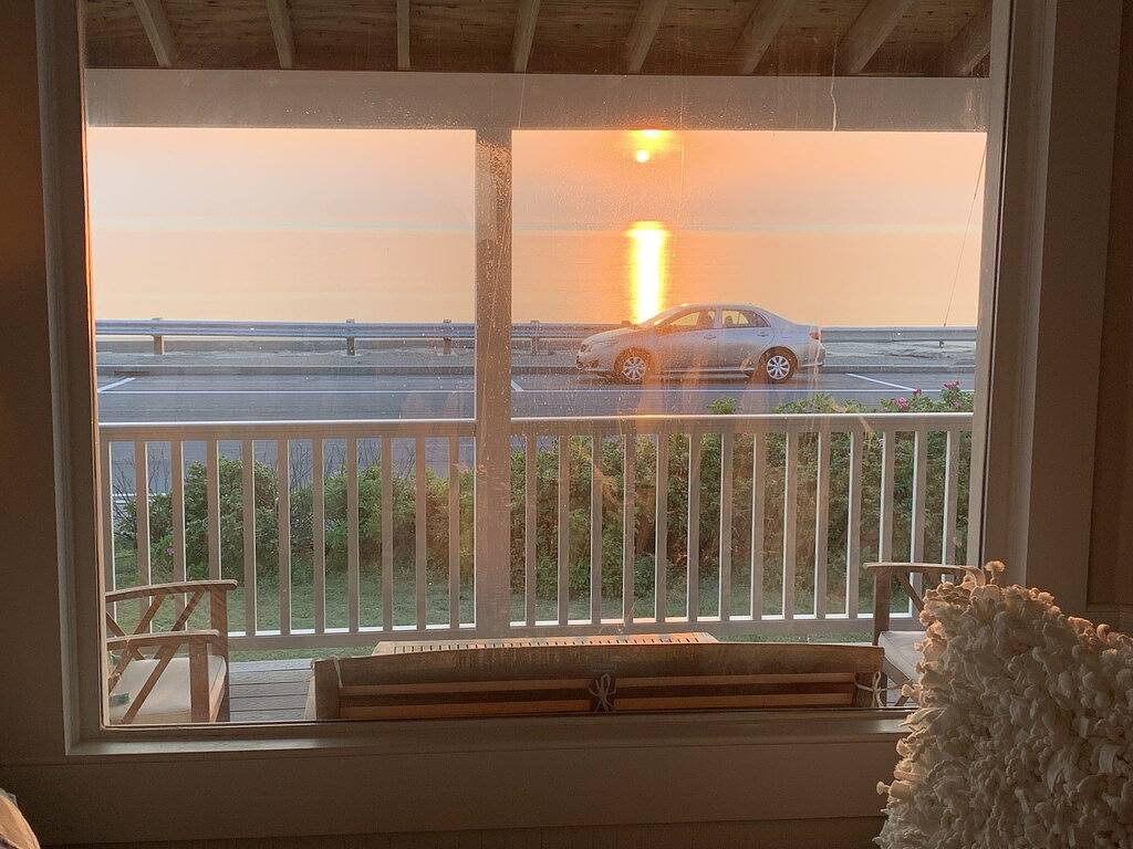 Ocean Front mit Panoramablick - Gehen Sie zum Strand und in die Stadt! in Marshfield, Massachusetts