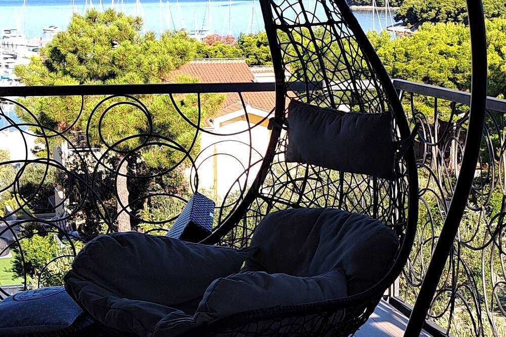 Ganze Wohnung, Villa Oleandra Apartments Drage ****Luxuswohnung mit herrlichem Meerblick in Drage (Pakoštane), Zadar