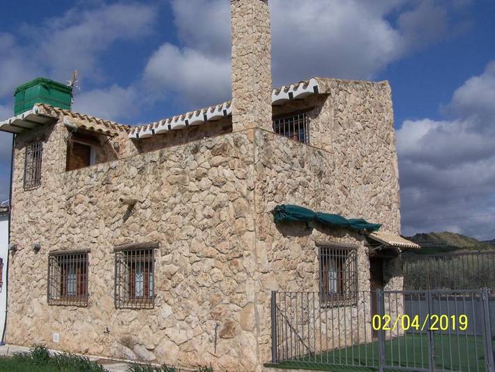 Apartamento para 6 personas, con Terraza además de Piscina y Vistas en Molinicos