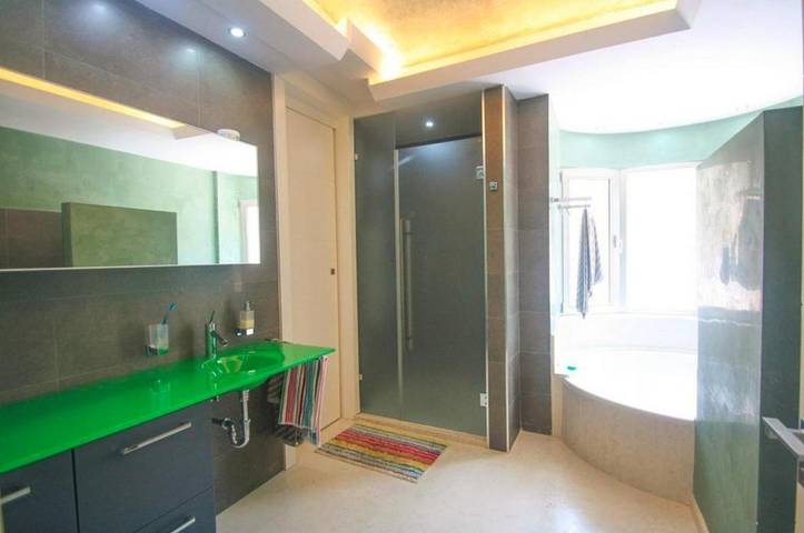 Location de vacances pour 8 personnes, avec piscine ainsi que terrasse et jardin à Palmanova (Espagne) - 3