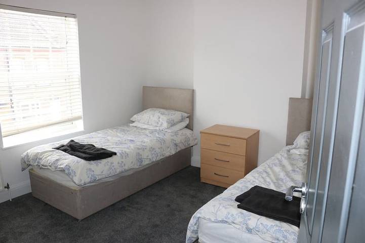 Ferienhaus-Business-Eigenes Badezimmer in Luton, Chiltern Hills