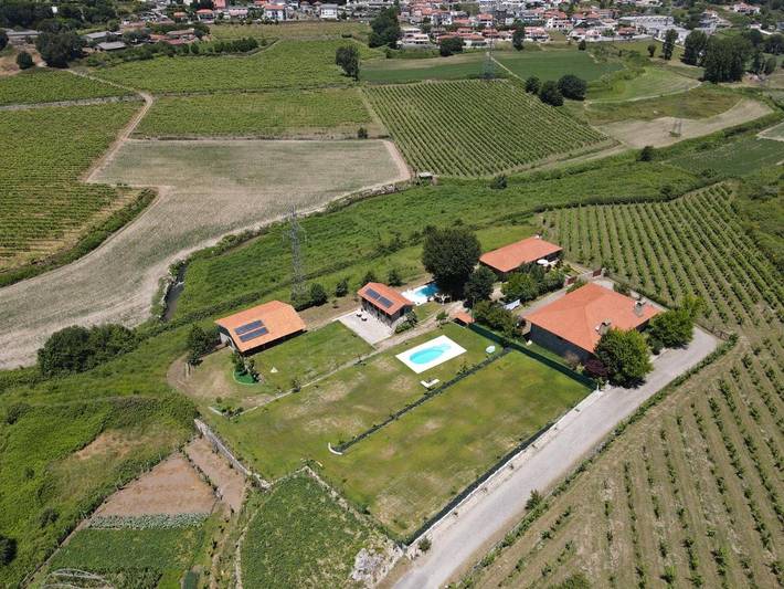 Casa de férias para 6 pessoas, com Varanda e Terraço e ainda Jardim and Piscina em Guimarães