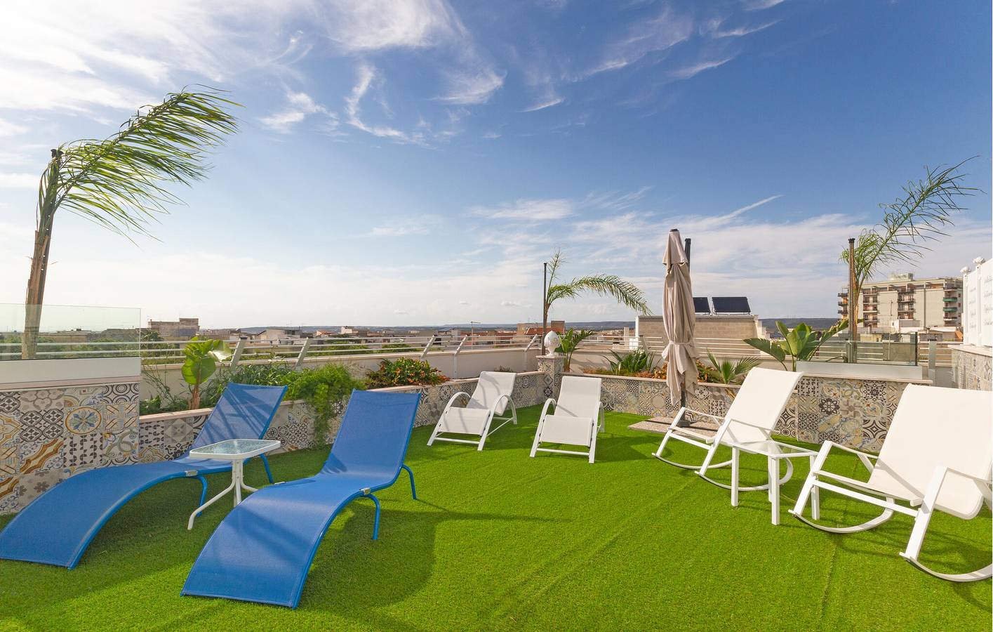 Apartamento vacacional entero, Apartamento de lujo con parking, piscina y aire acondicionado: Grottaglie 100m in Grottaglie, Provincia de Taranto