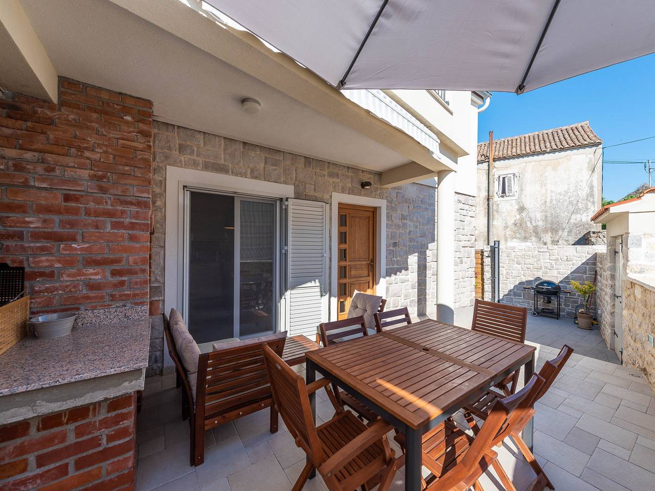 Ferienhaus für 6 Personen mit Balkon in Zadar (Kommun), Zadar
