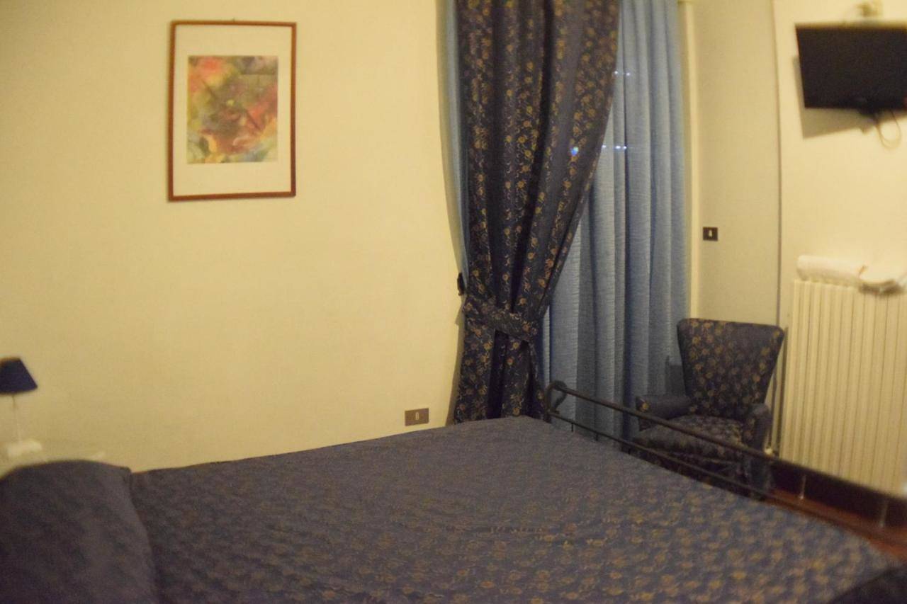 Double Room in Cherasco, Provincie Cuneo