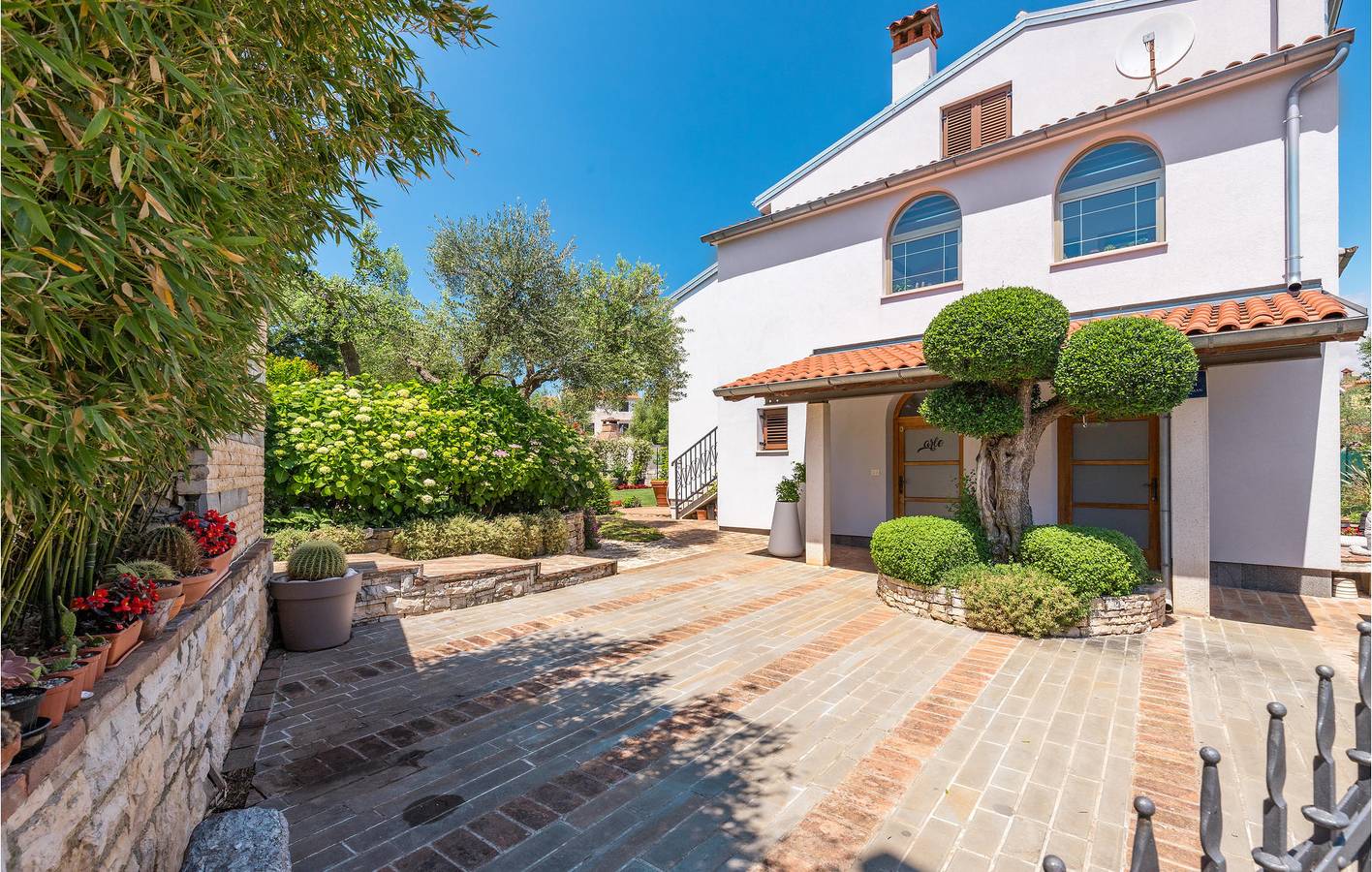 Ganze Ferienwohnung, Ferienwohnung für 4 Personen mit Terrasse in Rovinj, Rovinj und Umgebung