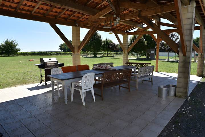 Le Clos Rançanne 25-30 pers., piscina, 1 ha, bodas, fiestas, reuniones. Royan Saintes, Cognac in Saint-Quantin-de-Rançanne, Región de Jonzac