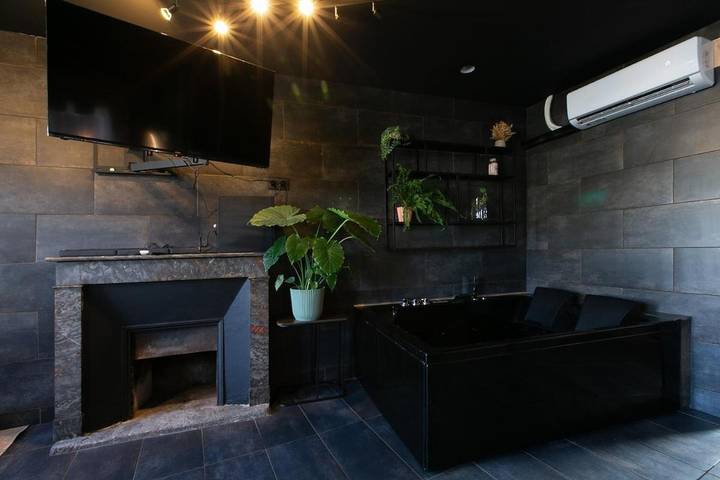 Location de vacances pour 2 personnes, avec jacuzzi et terrasse à Pontivy