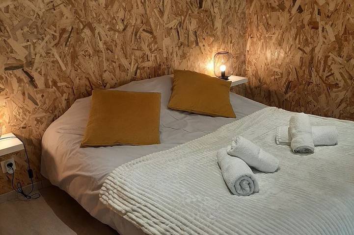 Chalet Capucine 1 in the Heart of the Vosges Mountains in Gérardmer, Parque natural regional de los Ballons des Vosges