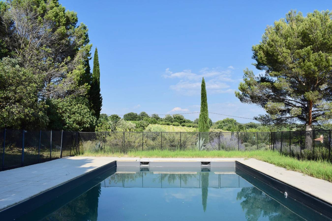 Maison de famille en pleine nature, piscine  Lourmarin in Lourmarin, Parc naturel régional du Luberon