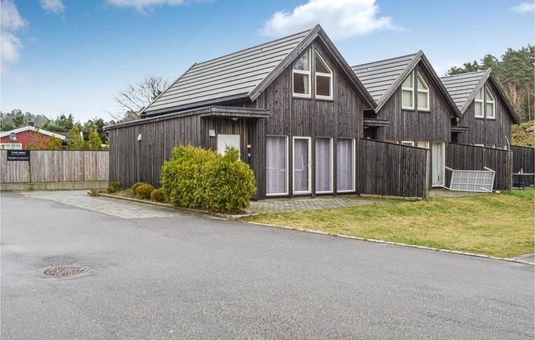 Feriehus for 8 personer, med hage og terrasse i Søgne 