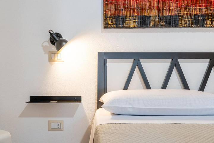 Maison d’hôte pour 2 personnes, avec piscine ainsi que vue et jardin à Assemini