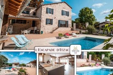 Gîte pour 12 personnes, avec piscine ainsi que jardin et balcon à Vaour