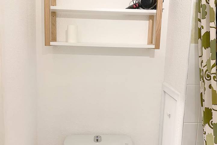 Appartement entier, 🎄❄️ Réservez votre appartement Aux Pieds Des Pistes, Le Bonheur sans voiture ! in Mijoux, Parc naturel régional du Haut-Jura