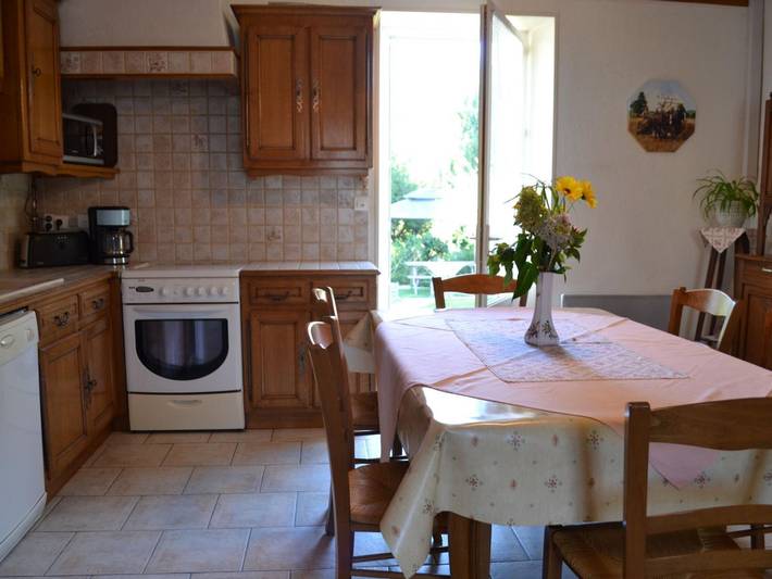 Gîte pour 5 personnes, avec jardin, animaux acceptés dans Saint-Genis-d'Hiersac - 3