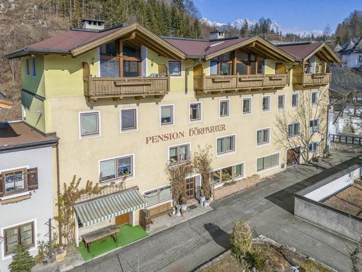 Hütte für 11 Personen, mit Terrasse und Garten in Fieberbrunn