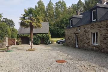 Gîte pour 2 personnes, avec jardin et terrasse à Saint-Pierre-d'Arthéglise