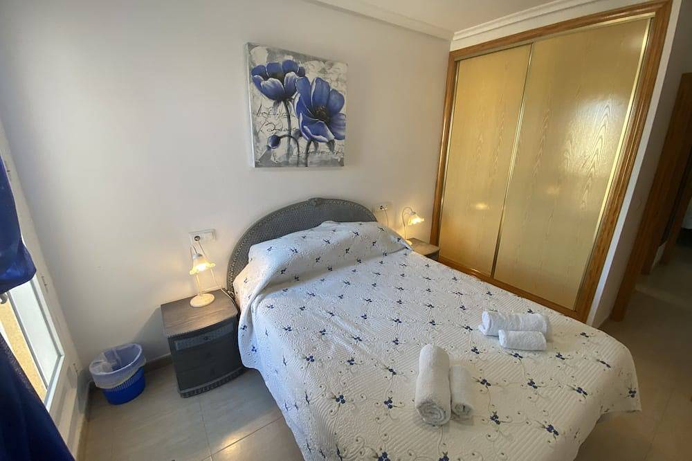 Apartamento entero, Ático De Lujo, Vistas al mar, Wifi, Sky Tv del Reino Unido, Piscina, Aire / C in Mar Menor, Costa Cálida