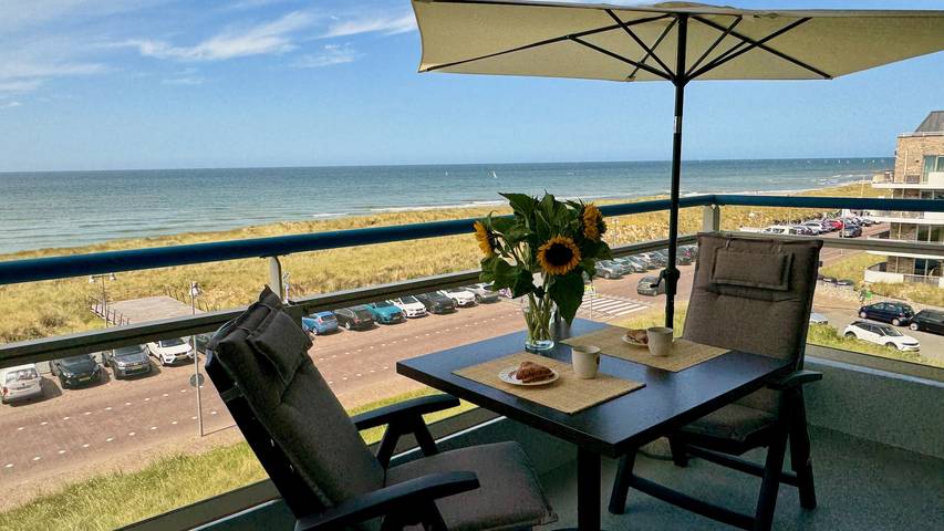 Ferienhaus für 2 Personen, mit Balkon/Terrasse und Balkon sowie Terrasse in Egmond