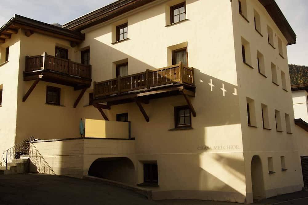 Ganze Wohnung, Ferienwohnung Zernez für 1 - 4 Personen mit 2 Schlafzimmern - Ferienwohnung in Zernez, Unterengadin