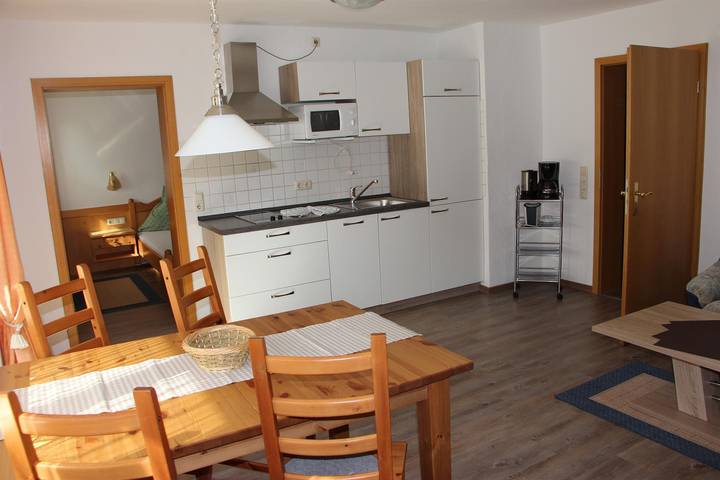 Ferienwohnung für 4 Personen, mit Terrasse und Garten, kinderfreundlich in Bad Hindelang - 4