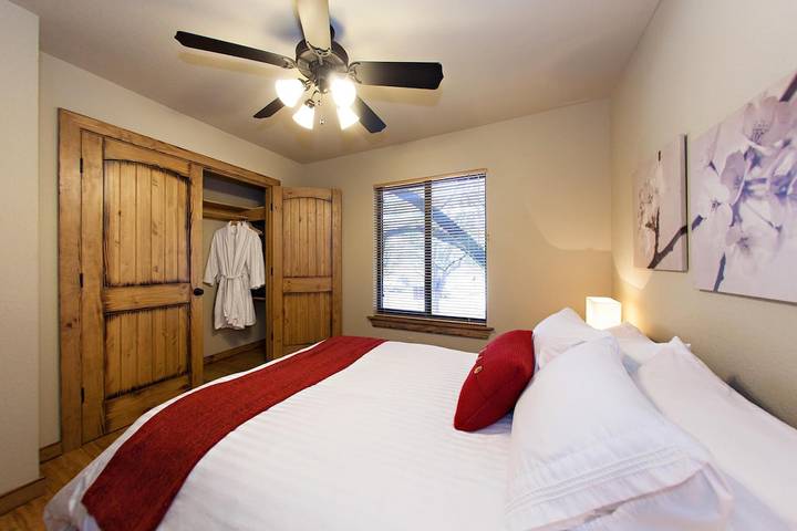 Vacation rental for 4 people, with terrace, with pets in Waco